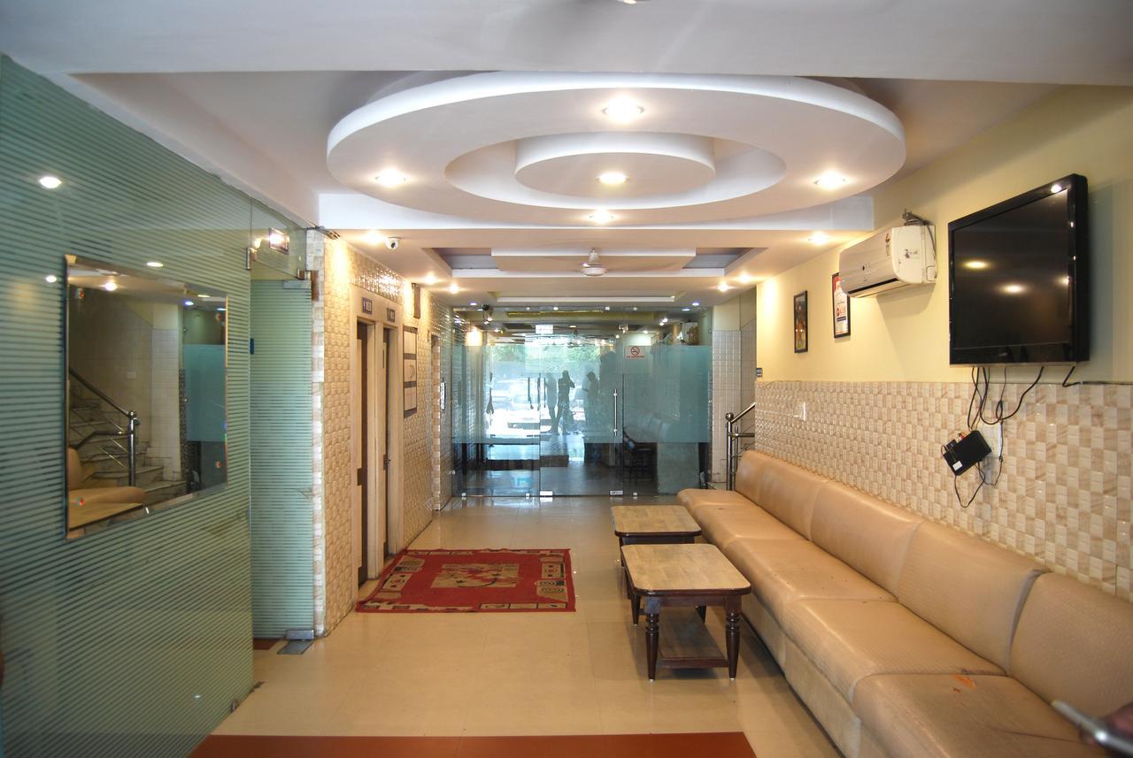 Hotel Kk Residency Chandigarh Exterior photo